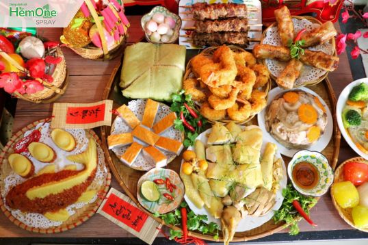 Lượng thực phẩm tăng đột biến vào ngày Tết khiến hoạt động tiêu hóa quá tải