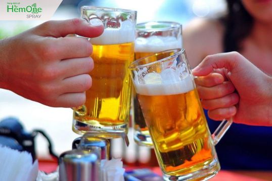 Rượu bia và đồ uống có ga dẫn đến mất nước gây táo bón & bệnh trĩ