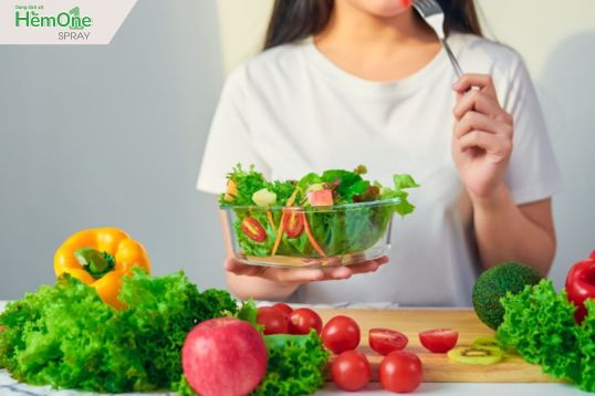 Ăn nhiều rau xanh, hoa quả chứa chất xơ